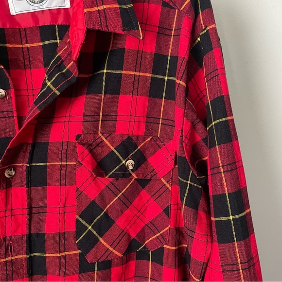 Vintage Northwest Territories Plaid Tartan Red Black Mens Grunge Button Down - Picture 7 of 10